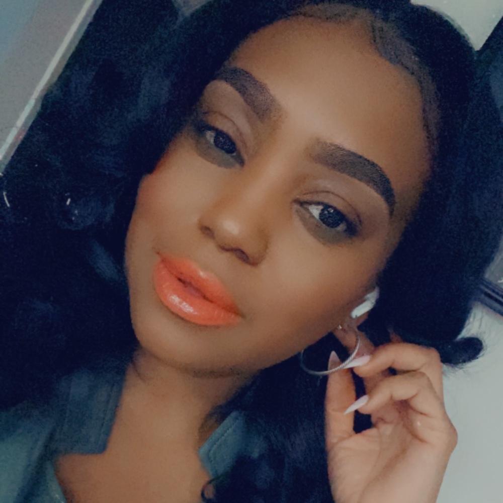 Meet your Posher, Shyla